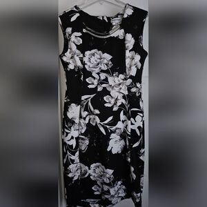 Shelby & Palmer Monochrome Floral Midi Dress